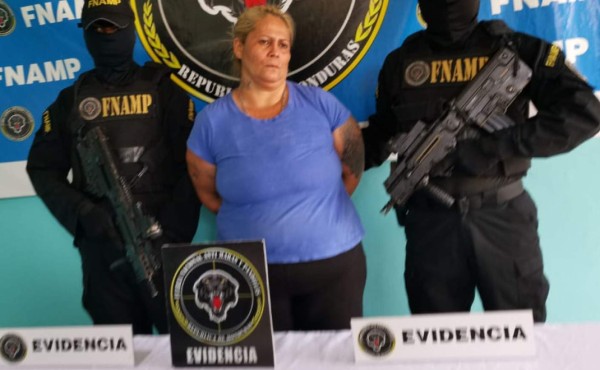 Capturan a 'La Momo', sospechosa de liderar la Pandilla 18 en La Ceiba