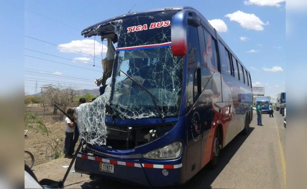 Accidente vial deja a cuatro extranjeros heridos en Choluteca