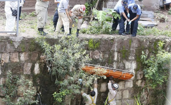 Matan a vendedor de juguitos y tiran cadáver al río