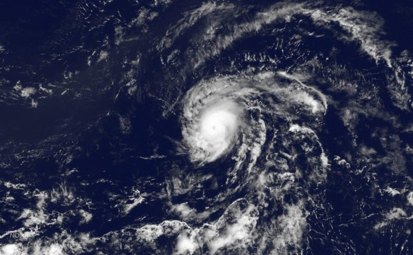 Huracán Danny se fortalece mientras se acerca a El Caribe