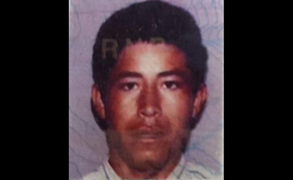 Muere al intentar huir con moto