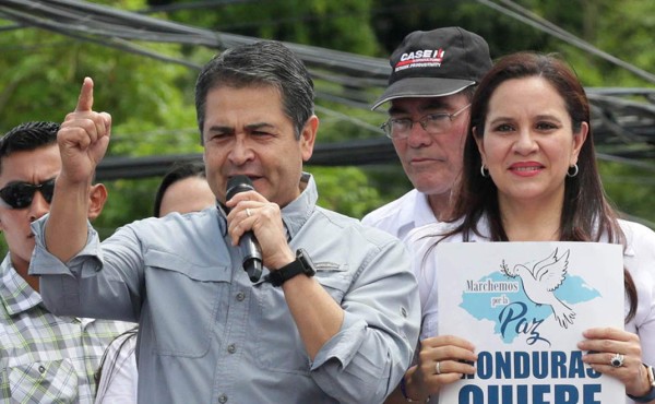 Gobierno estudia rebajar el 15% del ISV a tarifa de energía