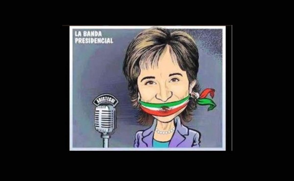 Memes apoyan a Carmen Aristegui