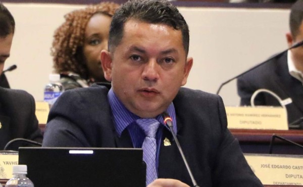 Diputado hondureño con Covid-19 es ingresado de emergencia a UCI