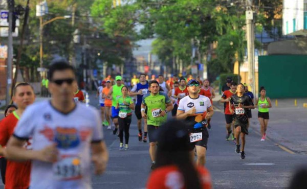 San Pedro Sula vive una fiesta deportiva con la 43 Maratón Internacional de LA PRENSA
