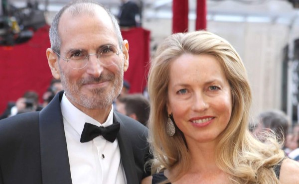 Viuda de Steve Jobs retoma su vida amorosa