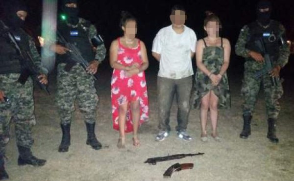 Supuestos mareros se enfrentan a disparos con policías militares