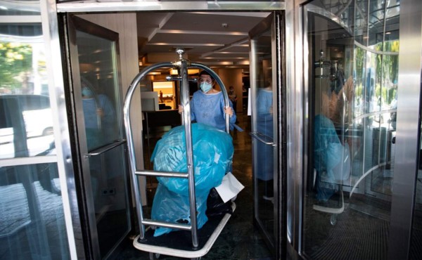 España crea fondo de 10,000 millones de euros para rescatar empresas