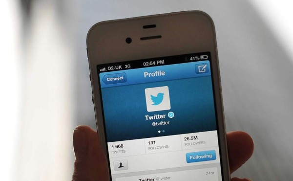 Ejecutivo de Twitter tuitea por error un mensaje privado