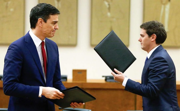 La crisis política frena la economía española