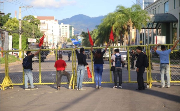Tomas de carreteras causaron caos en varias zonas de Honduras
