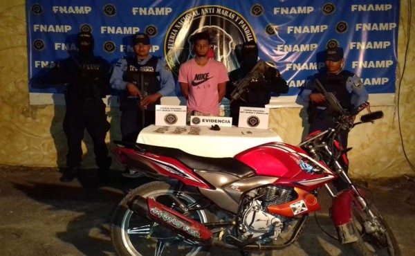 Detienen a 'Circuito', presunto marero y vendedor de droga en Comayagua