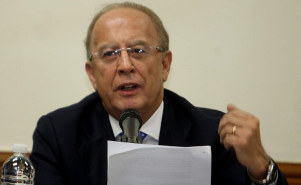 Dale: 'Si no cambian informe de OEA iré a otras instancias”