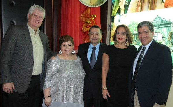 Cena navideña de Hanes Brands Inc