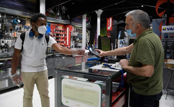 Presidente pide 'cautela' ante el inicio del desconfinamiento en España