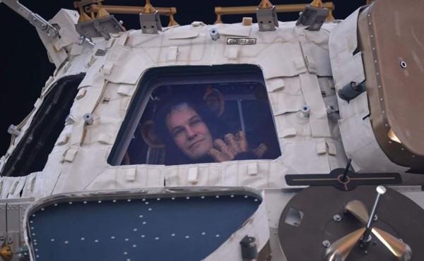 Astronautas celebran Halloween desde el espacio