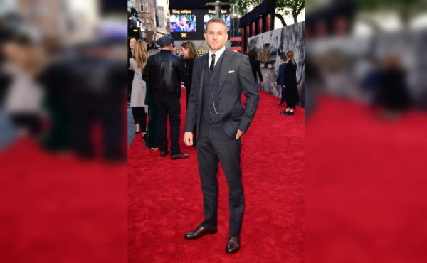 Charlie Hunnam,una vida austera antes de triunfar