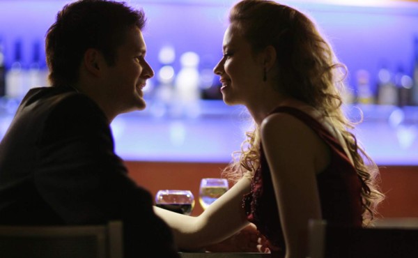 De mesera a ‘dama de compañía’