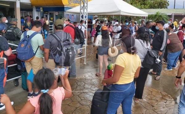 Ferris reactivan viajes entre La Ceiba, Roatán y Utila