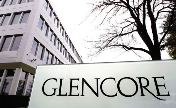 Glencore paga el precio de sus apuestas