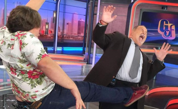 Raúl de Molina enfrenta a Jack Black