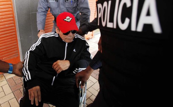 Extraen tumor cerebral al exdictador panameño Noriega