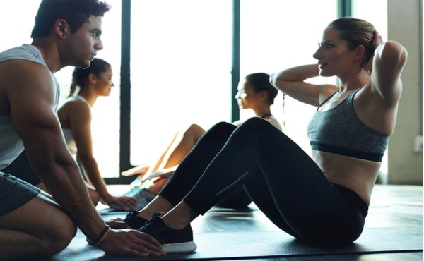 Enamoradísima de su instructor de gimnasio
