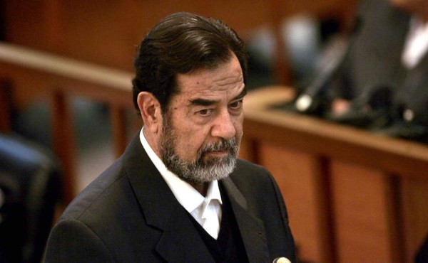 Venden cuerda con la que fue ahorcado Saddam Hussein