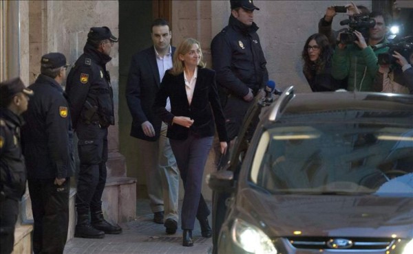 Hermana del rey de España imputada por delito fiscal y blanqueo