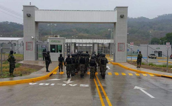 Declaran estado de emergencia y suspenden autoridades penitenciarias