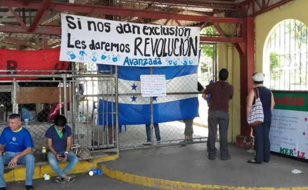 La Unah-VS continúa cerrada por toma de estudiantes