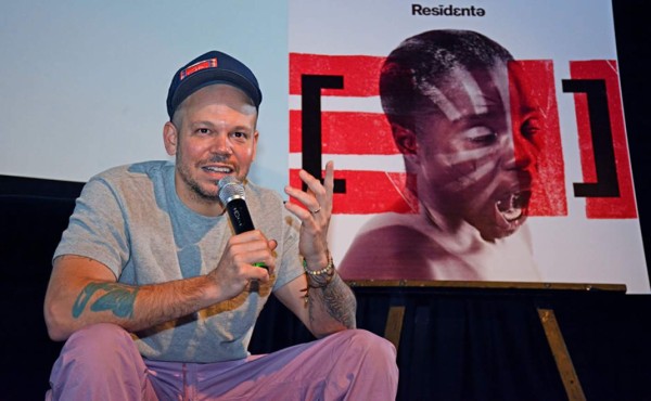 Residente da voz a los 43 desaparecidos de Ayotzinapa&nbsp;&nbsp;