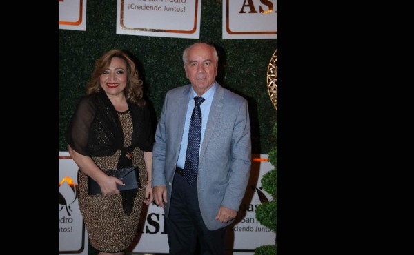 Cena navideña de Aguas de San Pedro