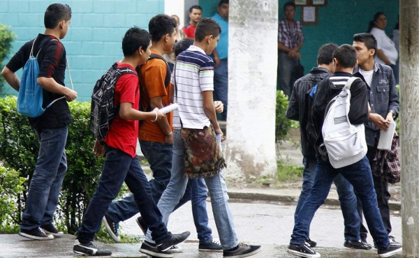 Más de 300,000 jóvenes de 15 a 17 años no entrarán a la secundaria en Honduras  