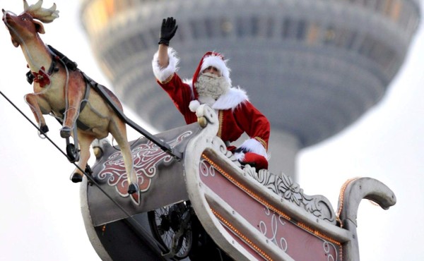 Voluntarios preparados para dar seguimiento a la ruta de Santa Claus