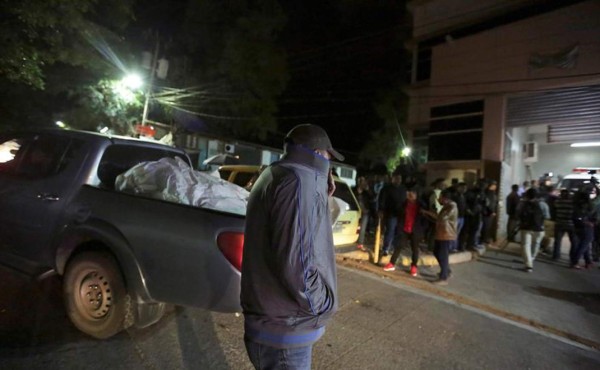 Rebelión y muerte: las trágicas imágenes de la nueva masacre en una cárcel de Honduras