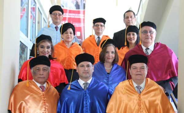 Graduación de la Universidad de San Pedro Sula