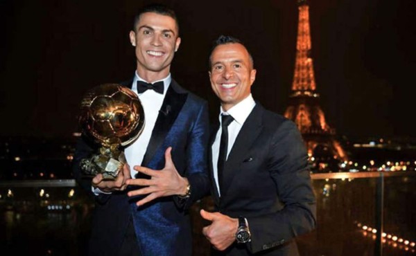 Jorge Mendes, agente de Cristiano Ronaldo, explotó contra la UEFA por el premio a Modric