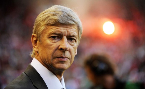 Wenger culpa a Gales de las lesiones de Bale y Ramsey