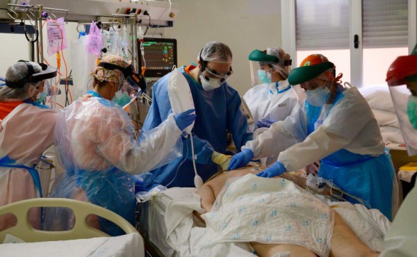 Coronavirus ha provocado al menos 217,439 muertos en todo el mundo