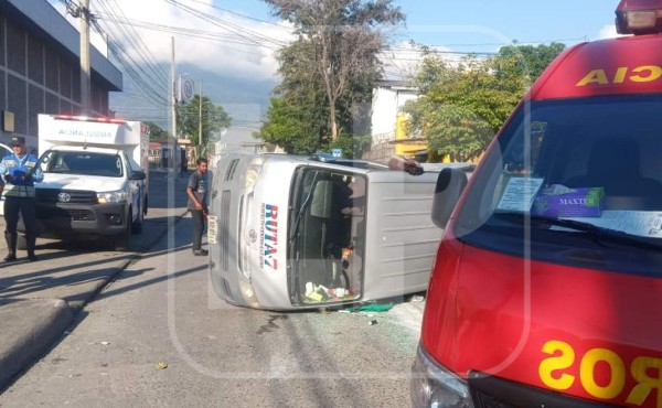 Colisión entre rapiditos deja varios heridos en San Pedro Sula
