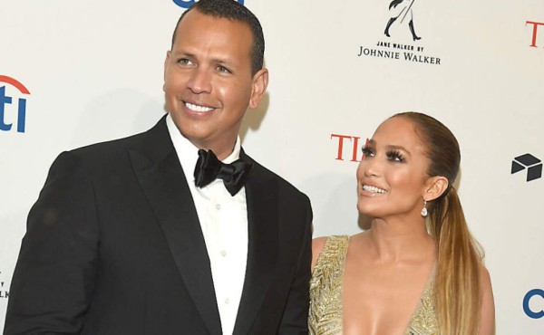 JLo aclara el significado de su canción 'El anillo'