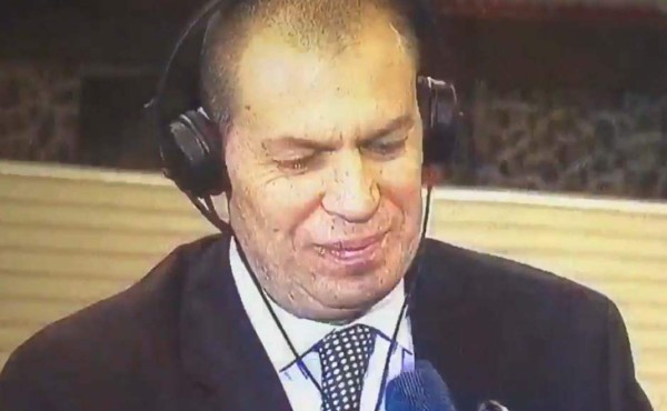 Aficionados del América le recuerdan la madre a André Marín