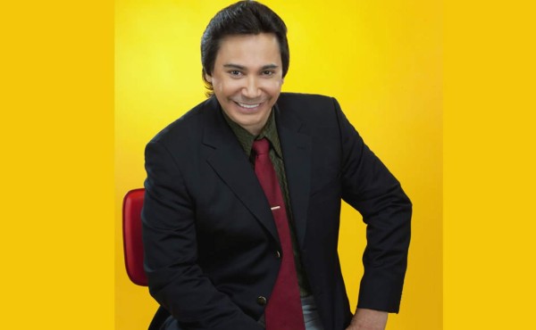 El 'Cucuy de la mañana' entre Shakira, Thalía y Vicente Fernández