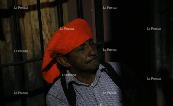 'Hui por la extorsión”, dice veterano motorista de bus