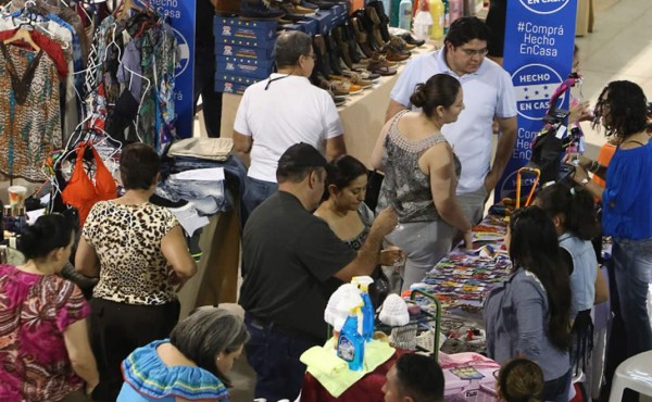 Emprendedores se actualizan sobre temas contables