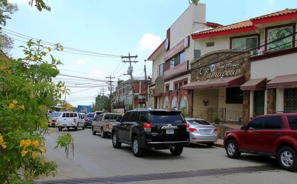 Más de dos mil personas esperan en Festival del Sol en San Pedro Sula