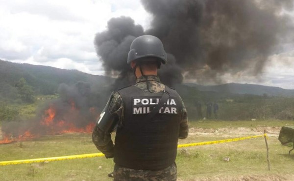 Incineran en Honduras más de 211 kilos de cocaína