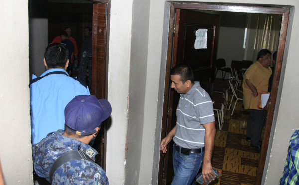 A Tegucigalpa trasladarán juicio contra exfiscal Rafael Fletes