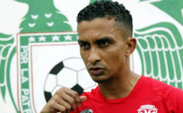 Mario Berríos: 'No es momento para estar jugando al fútbol'